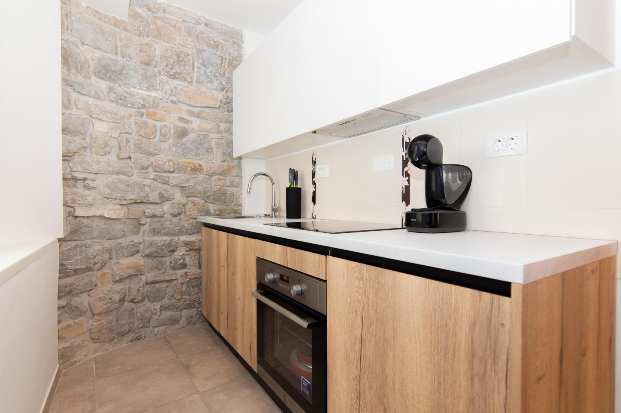Elleon By Locap Group Apartmán *